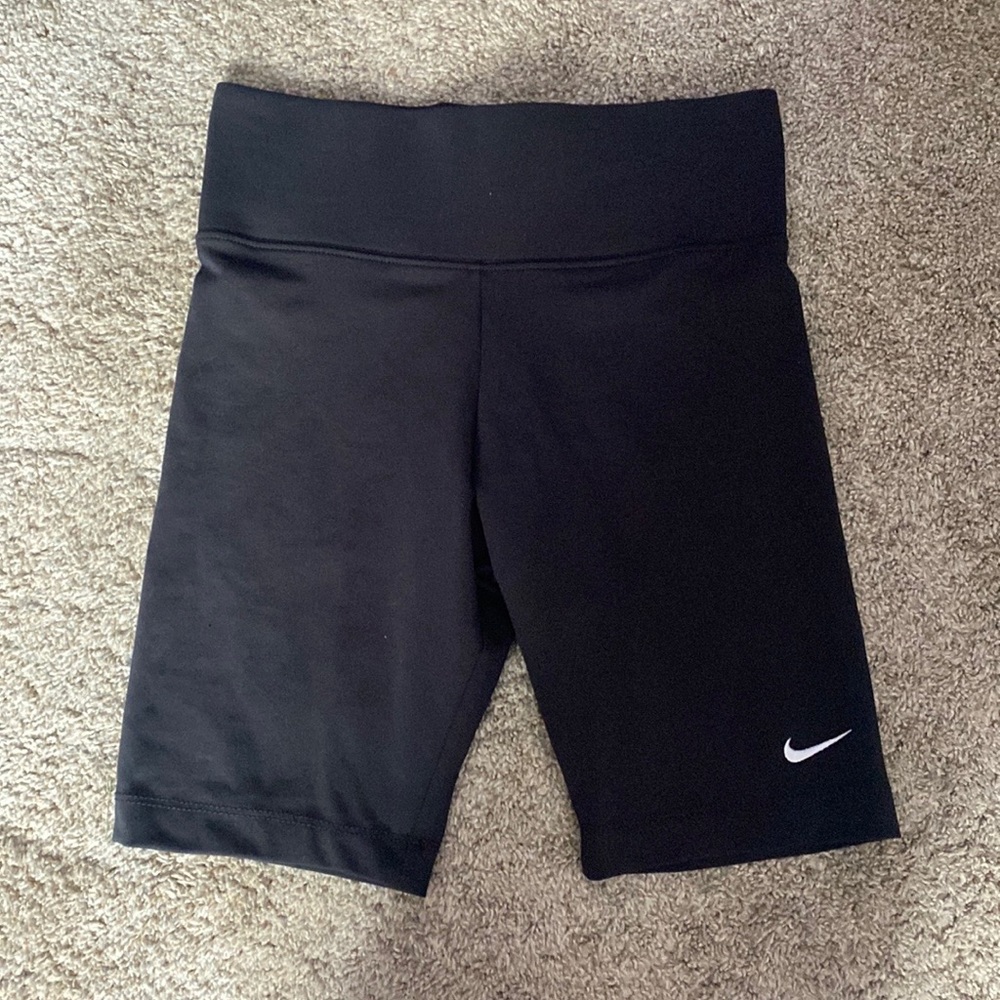 Size small nike tight fit biker shorts